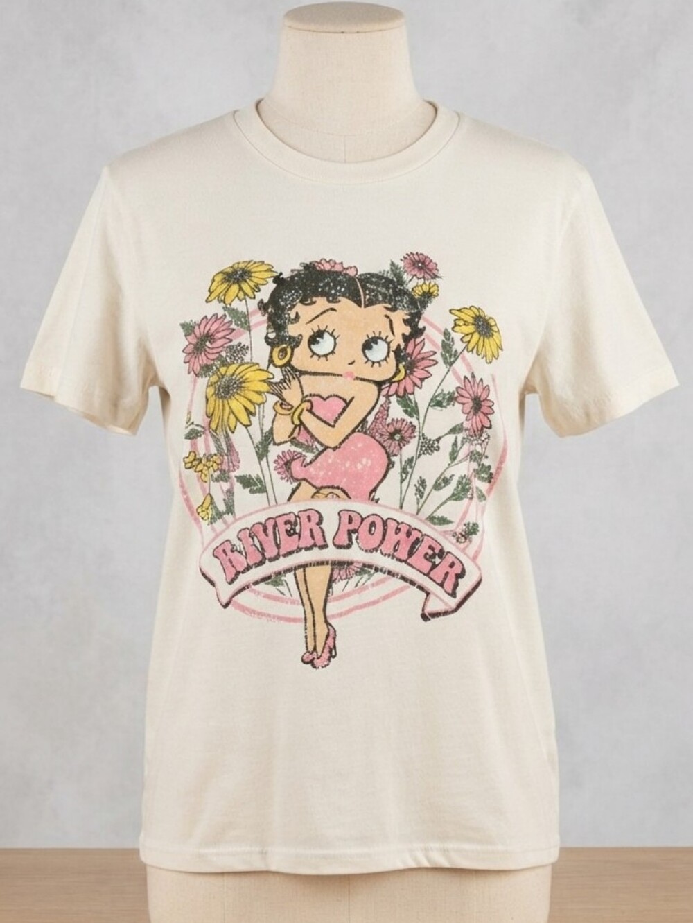 Betty Boop Cream Short-Sleeve Tee with Subtle Pink Dot Accents